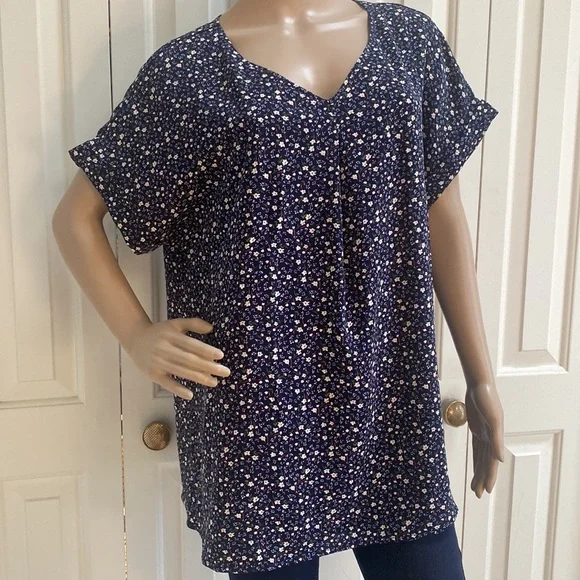 NWOT QUEZHU Womens XL Blue Floral Short Sleeve Blouse. So cute - Picture 3 of 10